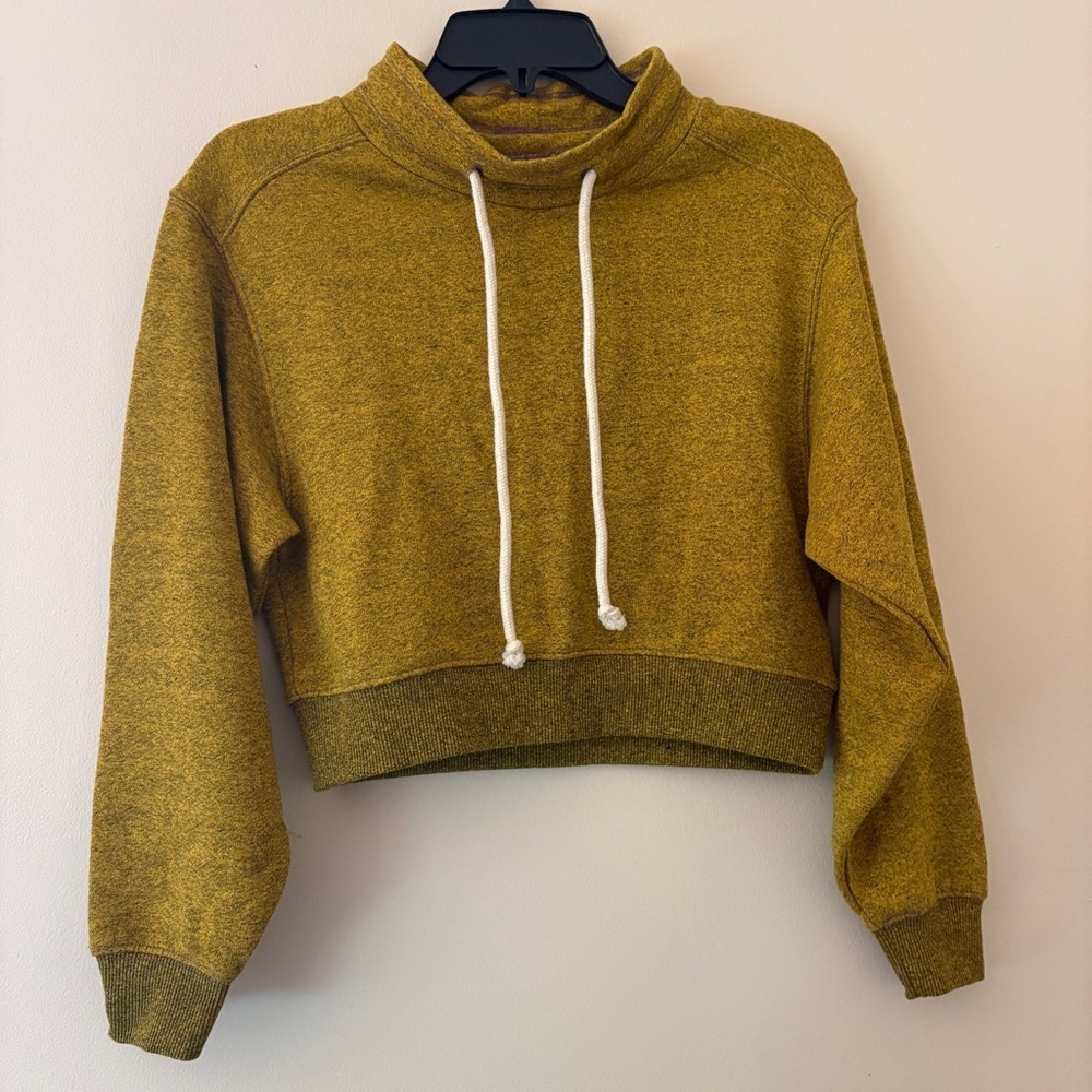 BDG Urban Outfitters Mustard Cropped Funnel Neck Sweatshirt XS